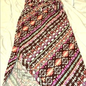 Beautifully Patterned Maxi Skirt!